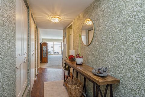 Tiny photo for 211 Elgin Avenue #2E, Forest Park, IL 60130 (MLS # 12553955)