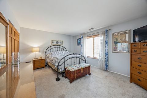 Tiny photo for 211 Elgin Avenue #2E, Forest Park, IL 60130 (MLS # 12553955)