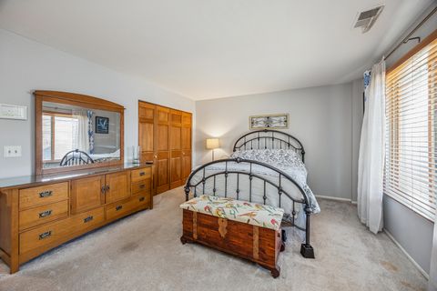 Tiny photo for 211 Elgin Avenue #2E, Forest Park, IL 60130 (MLS # 12553955)