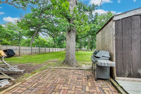 Tiny photo for 43173 N Lake Avenue, Antioch, IL 60002 (MLS # 12409397)