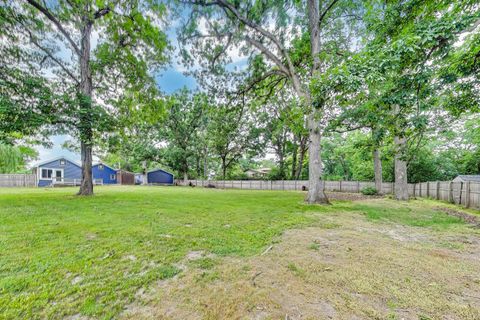 Tiny photo for 43173 N Lake Avenue, Antioch, IL 60002 (MLS # 12409397)