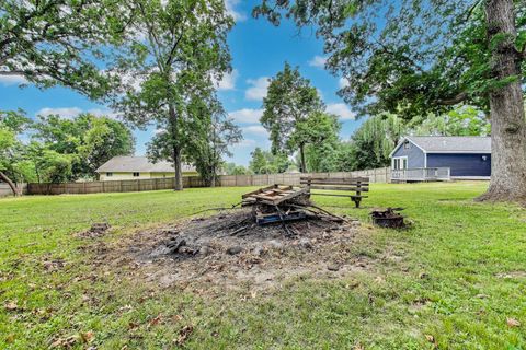 Tiny photo for 43173 N Lake Avenue, Antioch, IL 60002 (MLS # 12409397)