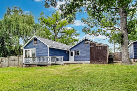 Tiny photo for 43173 N Lake Avenue, Antioch, IL 60002 (MLS # 12409397)