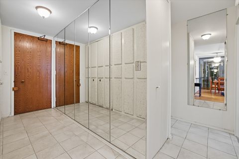 Tiny photo for 5855 N Sheridan Road #9F, Chicago, IL 60660 (MLS # 12486783)