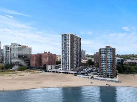 Tiny photo for 5855 N Sheridan Road #9F, Chicago, IL 60660 (MLS # 12486783)