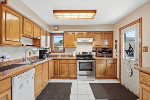 Tiny photo for 4328 WAGMAN Street, Oak Forest, IL 60452 (MLS # 12772334)
