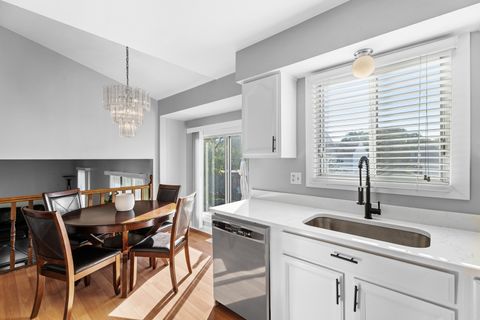 Tiny photo for 202 Parkwood Drive, Streamwood, IL 60107 (MLS # 12525234)