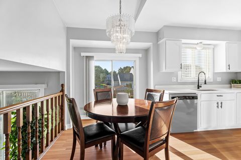 Tiny photo for 202 Parkwood Drive, Streamwood, IL 60107 (MLS # 12525234)