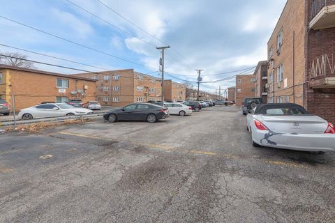 Tiny photo for 6914 W 65th Street #7, Chicago, IL 60638 (MLS # 12612642)