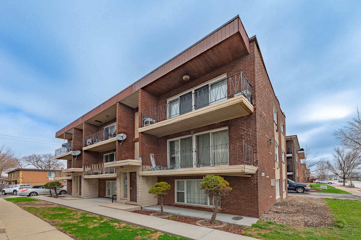 6914 W 65th Street 7