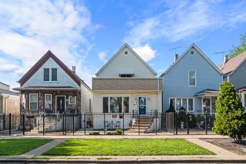 4317 W Shakespeare Avenue Chicago IL 60639