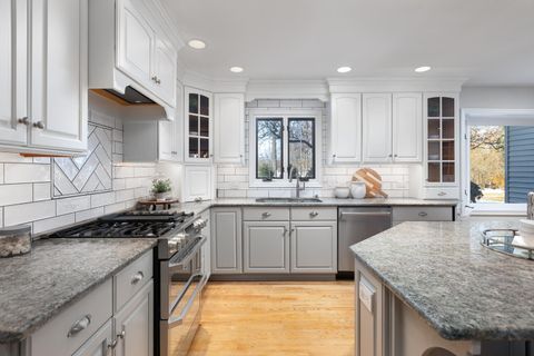 Tiny photo for 1137 Kenilworth Circle, Naperville, IL 60540 (MLS # 12535113)