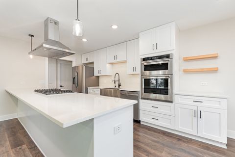 Tiny photo for 22 Sherwick Road, Oswego, IL 60543 (MLS # 12508208)