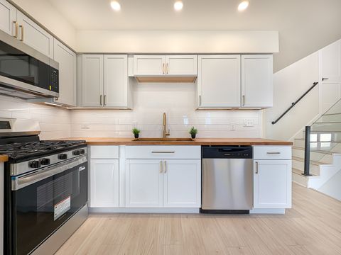 Tiny photo for 18013 Park Avenue, Lansing, IL 60438 (MLS # 12669959)