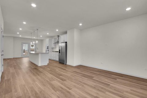 Tiny photo for 6275 Sandbelt Drive, Woodridge, IL 60517 (MLS # 12587651)