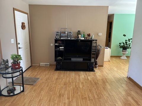 Tiny photo for 24314 S Burr Road, Channahon, IL 60410 (MLS # 12595735)