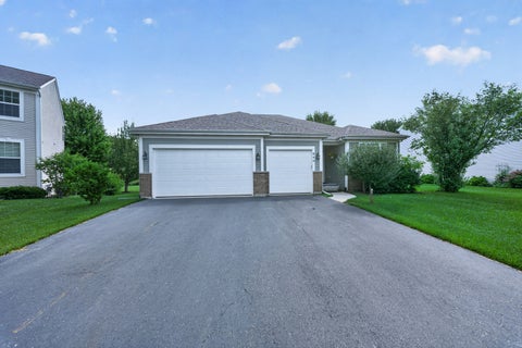Tiny photo for 840 Verdi Court, Woodstock, IL 60098 (MLS # 12754311)