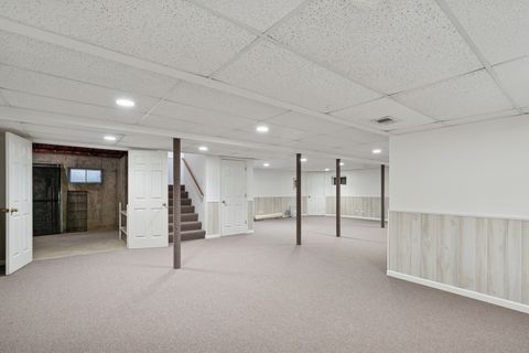 Tiny photo for 62 S Fiore Parkway, Vernon Hills, IL 60061 (MLS # 12492080)