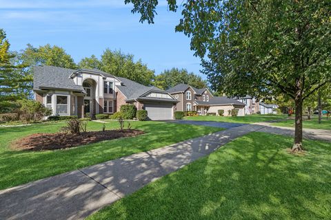 Photo of 62 S Fiore Parkway, Vernon Hills, IL 60061 (MLS # 12492080)