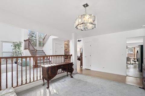 Tiny photo for 62 S Fiore Parkway, Vernon Hills, IL 60061 (MLS # 12492080)