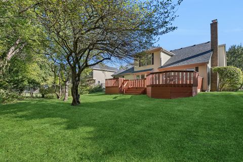 Tiny photo for 62 S Fiore Parkway, Vernon Hills, IL 60061 (MLS # 12492080)