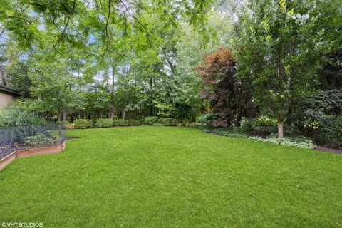 Tiny photo for 141 Kenilworth Avenue, Kenilworth, IL 60043 (MLS # 12488918)