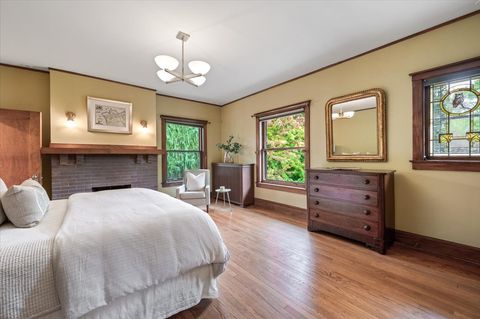 Tiny photo for 141 Kenilworth Avenue, Kenilworth, IL 60043 (MLS # 12488918)