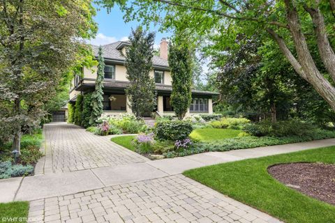 Tiny photo for 141 Kenilworth Avenue, Kenilworth, IL 60043 (MLS # 12488918)