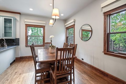 Tiny photo for 141 Kenilworth Avenue, Kenilworth, IL 60043 (MLS # 12488918)