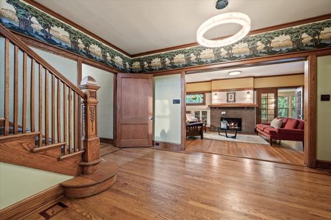 Tiny photo for 141 Kenilworth Avenue, Kenilworth, IL 60043 (MLS # 12488918)