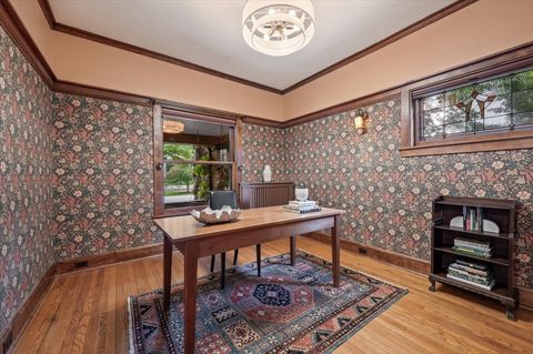 Tiny photo for 141 Kenilworth Avenue, Kenilworth, IL 60043 (MLS # 12488918)