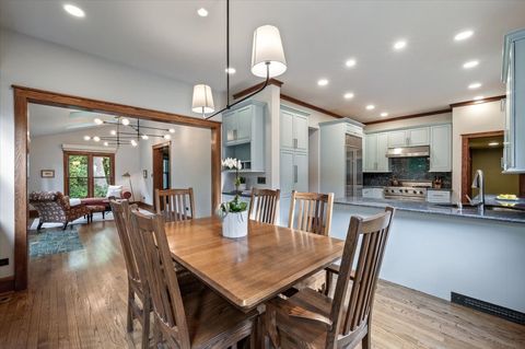 Tiny photo for 141 Kenilworth Avenue, Kenilworth, IL 60043 (MLS # 12488918)