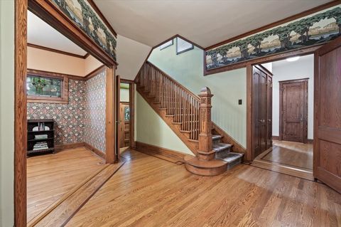 Tiny photo for 141 Kenilworth Avenue, Kenilworth, IL 60043 (MLS # 12488918)