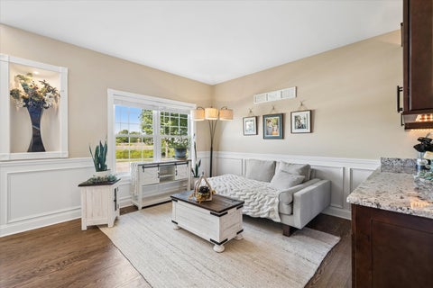 Tiny photo for 5243 Greenshire Circle, Lake In The Hills, IL 60156 (MLS # 12697159)