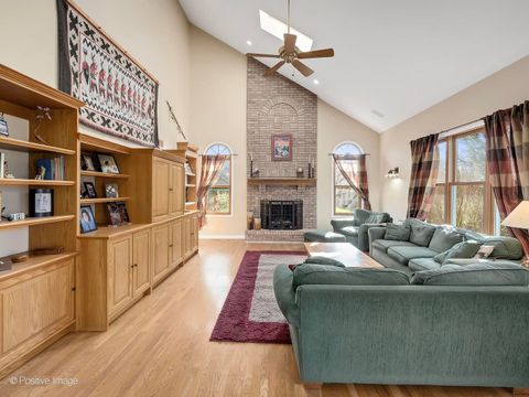 Tiny photo for 230 Plumtree Lane, West Chicago, IL 60185 (MLS # 12610826)