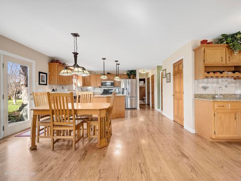 Tiny photo for 230 Plumtree Lane, West Chicago, IL 60185 (MLS # 12610826)