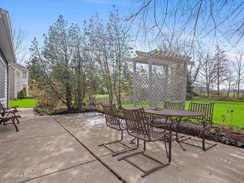 Tiny photo for 230 Plumtree Lane, West Chicago, IL 60185 (MLS # 12610826)