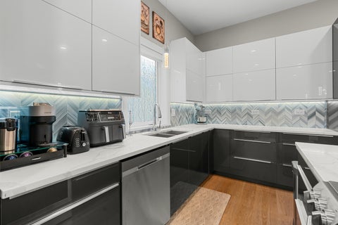Tiny photo for 5047 W Winnemac Avenue, Chicago, IL 60630 (MLS # 12754500)