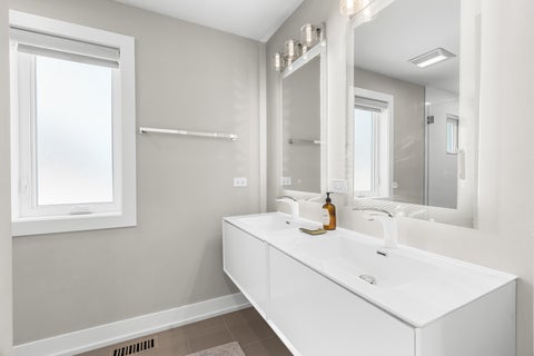 Tiny photo for 5047 W Winnemac Avenue, Chicago, IL 60630 (MLS # 12754500)