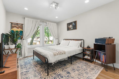 Tiny photo for 5047 W Winnemac Avenue, Chicago, IL 60630 (MLS # 12754500)