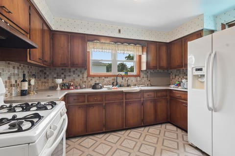 Tiny photo for 19422 Interurban Avenue, Chicago Heights, IL 60411 (MLS # 12697808)