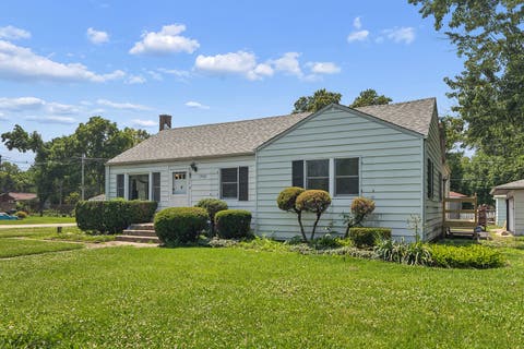 Photo of 19422 Interurban Avenue, Chicago Heights, IL 60411 (MLS # 12697808)