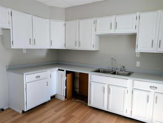 501 W 8TH Street