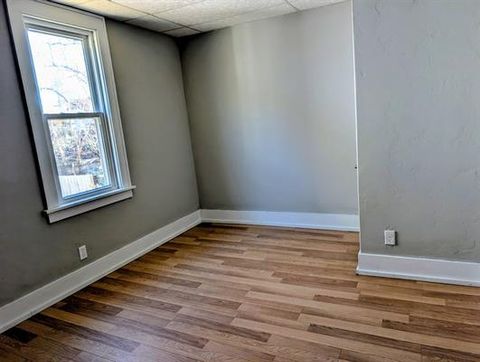 Tiny photo for 501 W 8TH Street, Davenport, IA 52803 (MLS # 12549326)