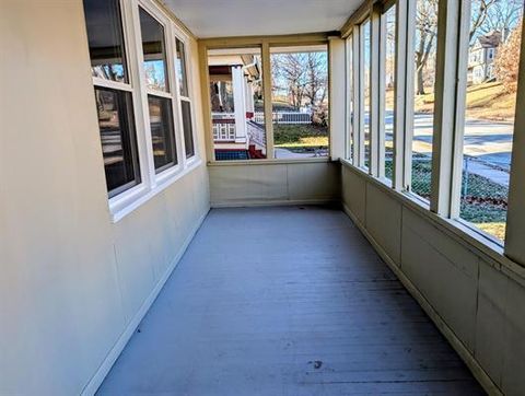 Tiny photo for 501 W 8TH Street, Davenport, IA 52803 (MLS # 12549326)