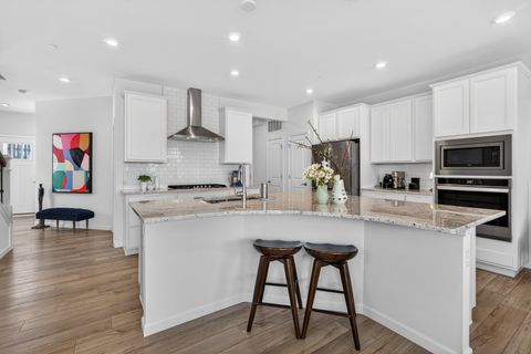 Tiny photo for 2204 Weatherbee Lane, Naperville, IL 60563 (MLS # 12610780)