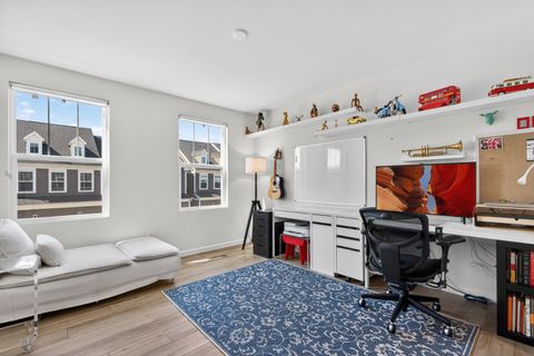 Tiny photo for 2204 Weatherbee Lane, Naperville, IL 60563 (MLS # 12610780)