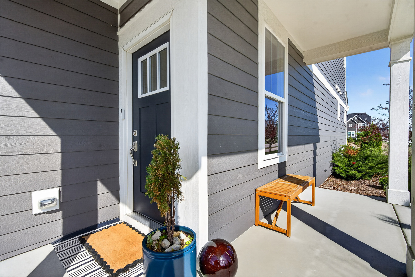 2204 Weatherbee Lane