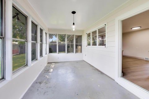 Tiny photo for 611 W Kimball Avenue, Woodstock, IL 60098 (MLS # 12719690)
