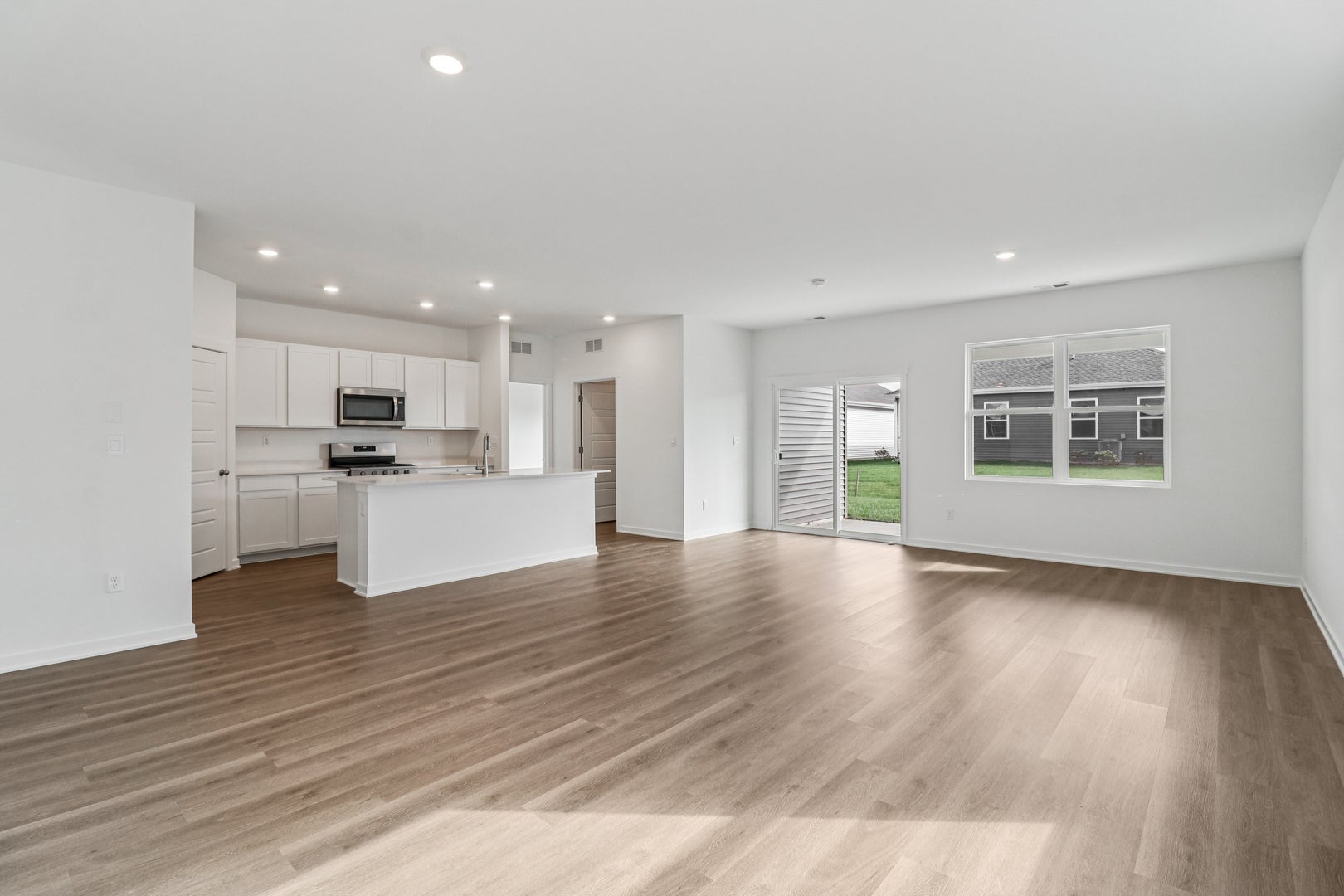 2282 Redwood Trail